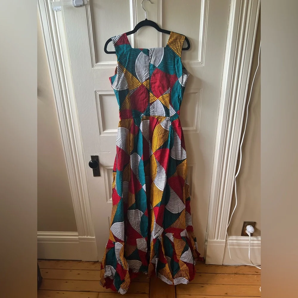 SIKA | Geometric Maxi Dress - Picture 5 of 8